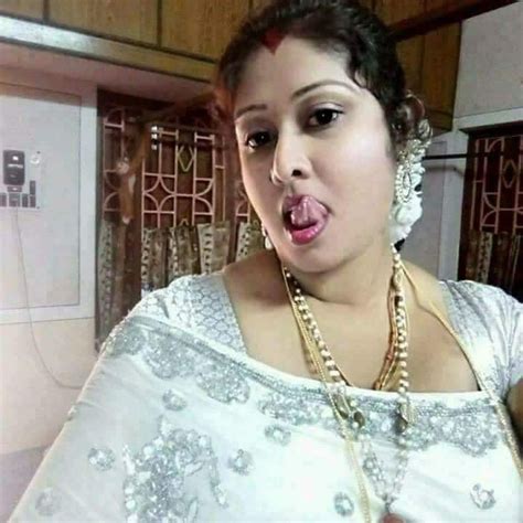 aunty ki chudayi|Hardcore chut fucking of hot Indian aunty